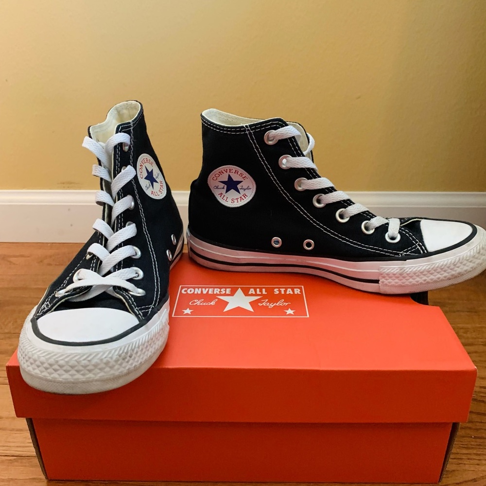 Converse size 6